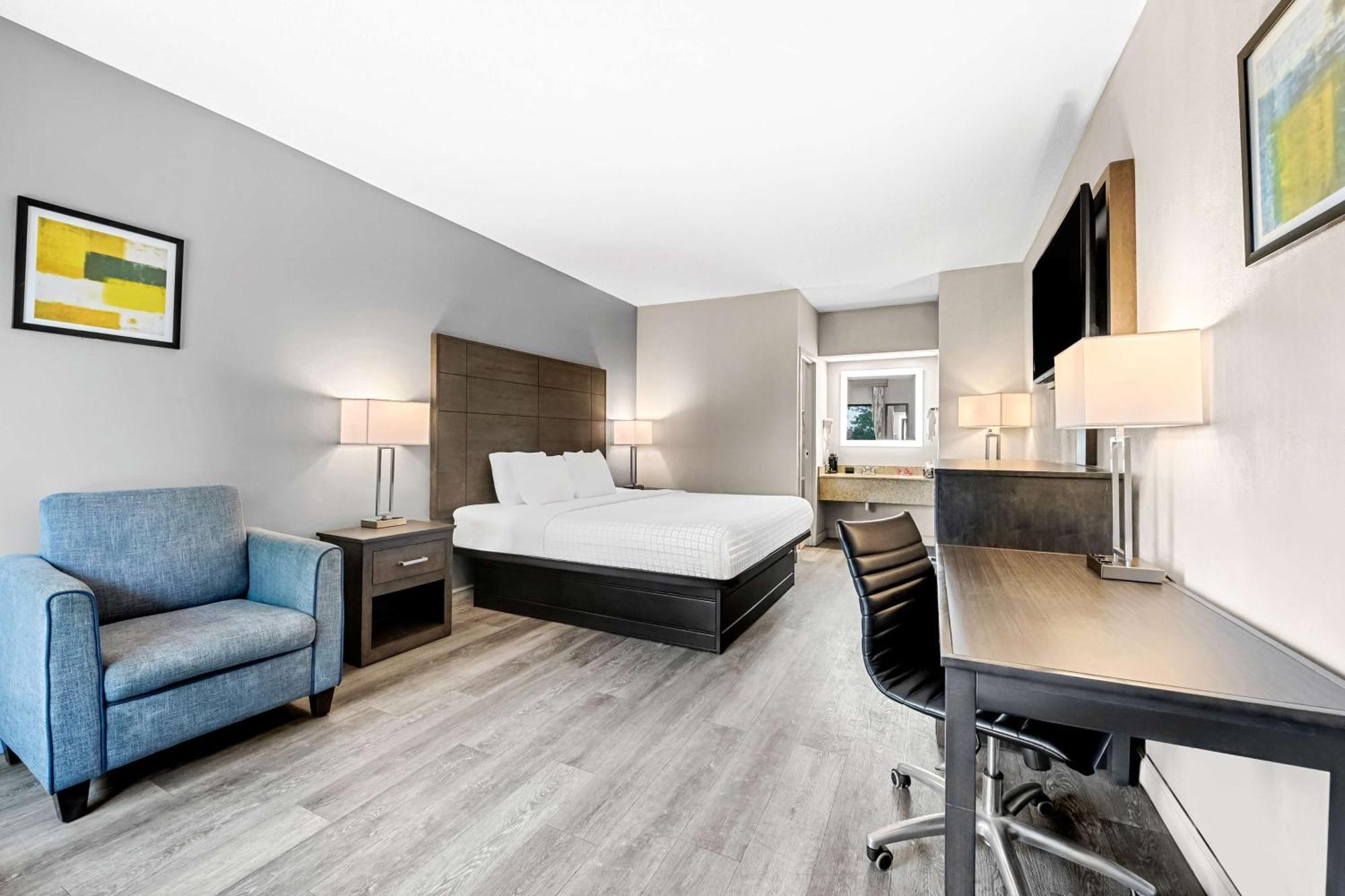 Surestay Plus Hotel By Best Western Southern Pines Pinehurst Exterior foto