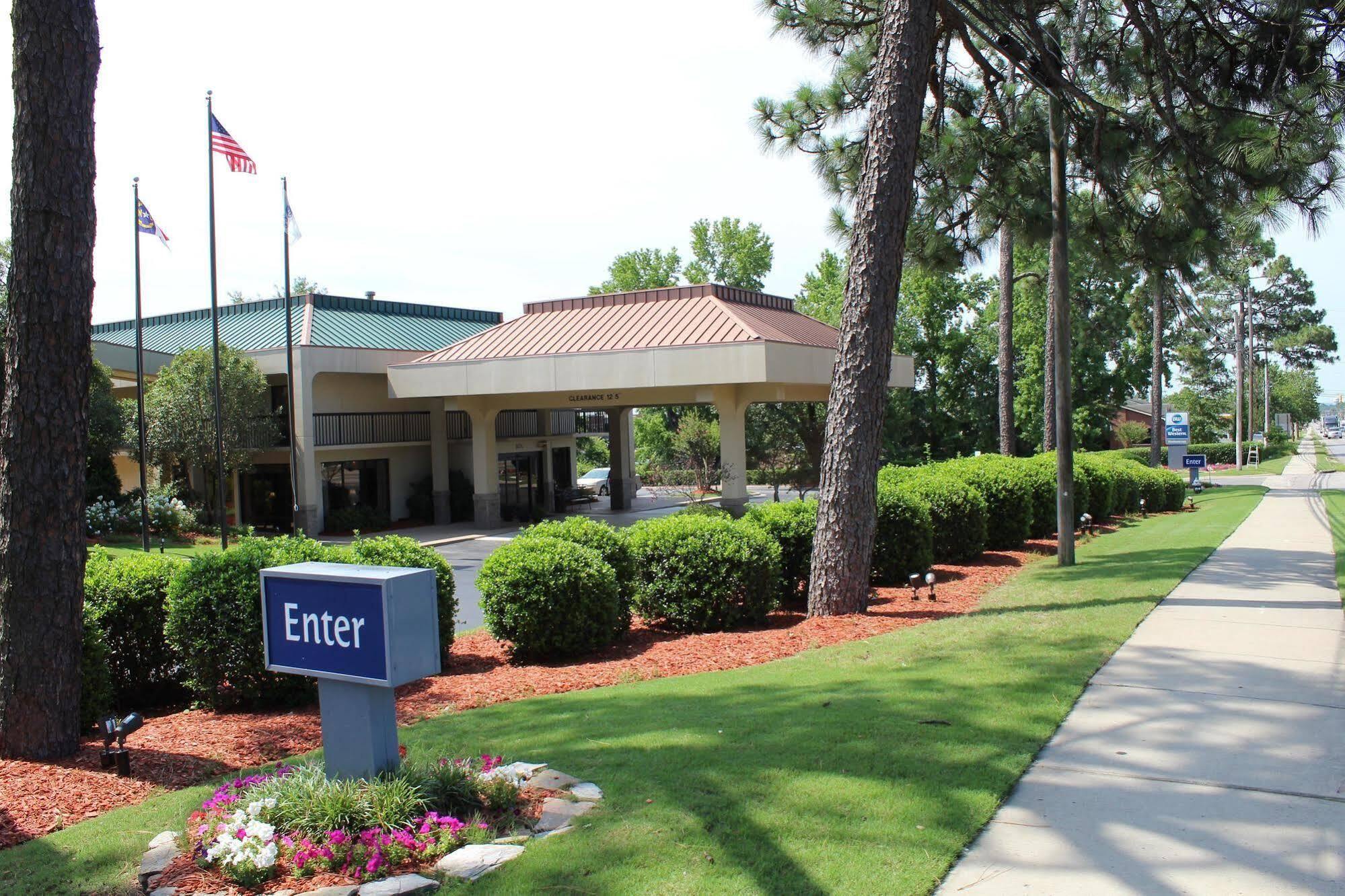 Surestay Plus Hotel By Best Western Southern Pines Pinehurst Exterior foto